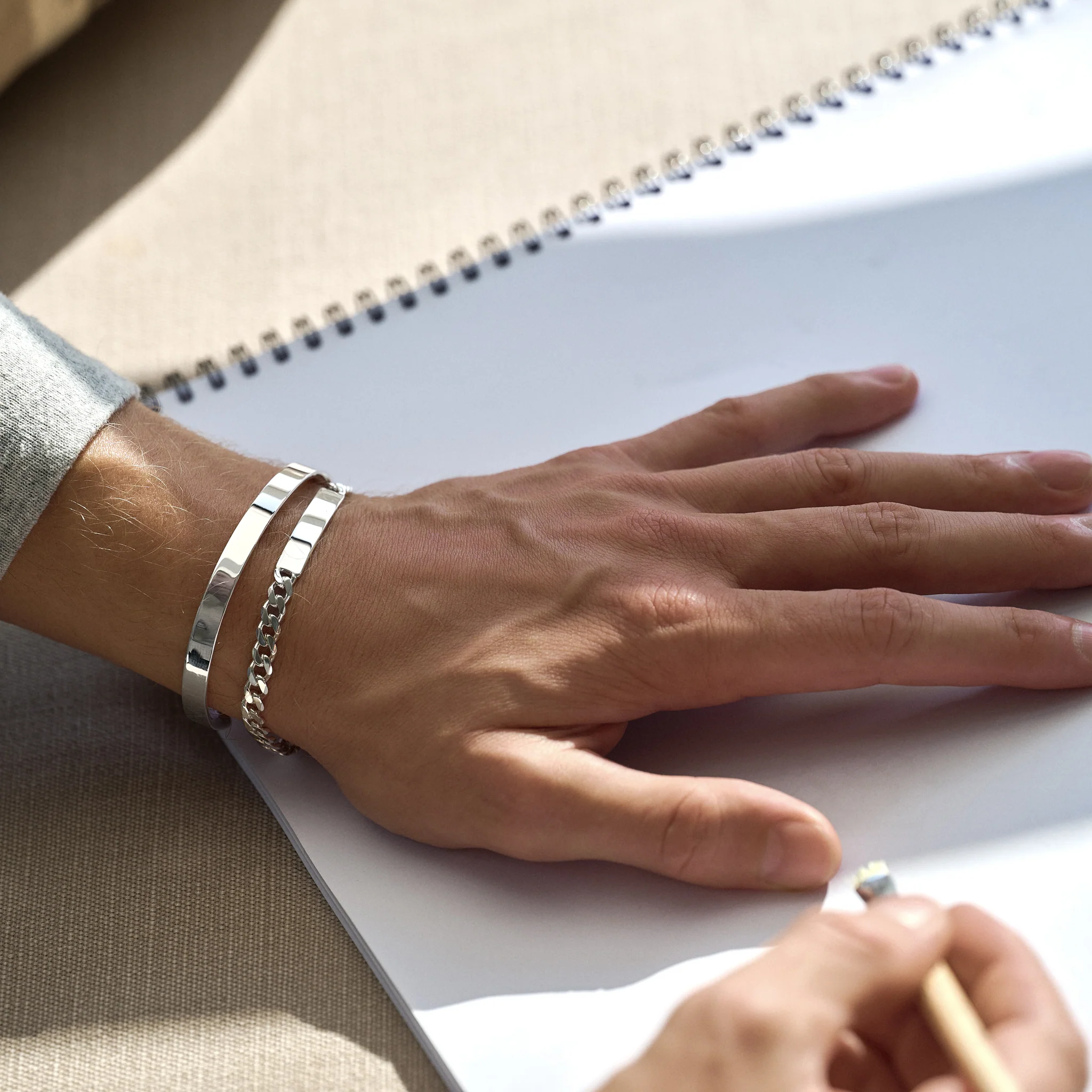Men's Silver Identity Chain Bracelet - Image 3