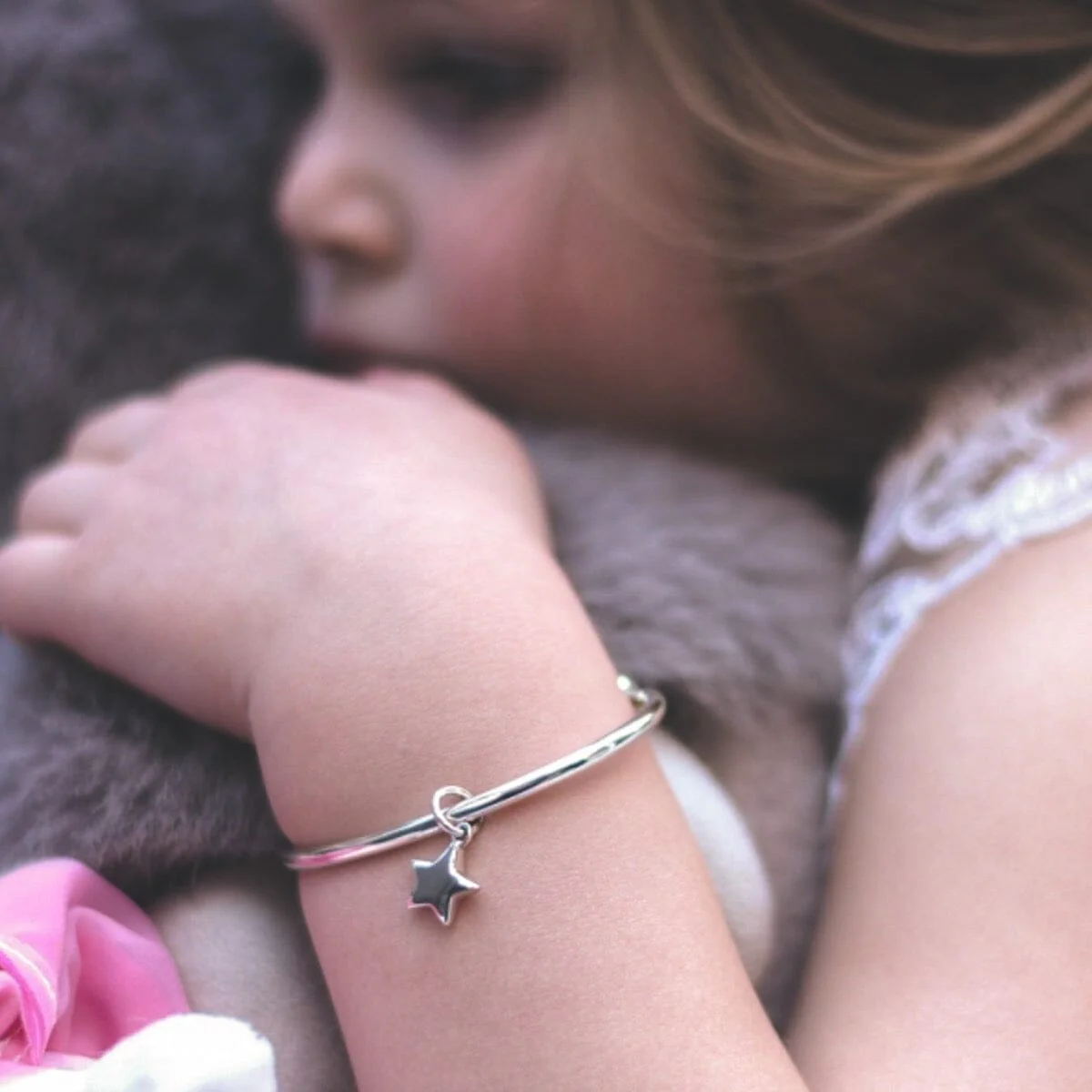 Child's Silver Torque Bracelet - Image 4