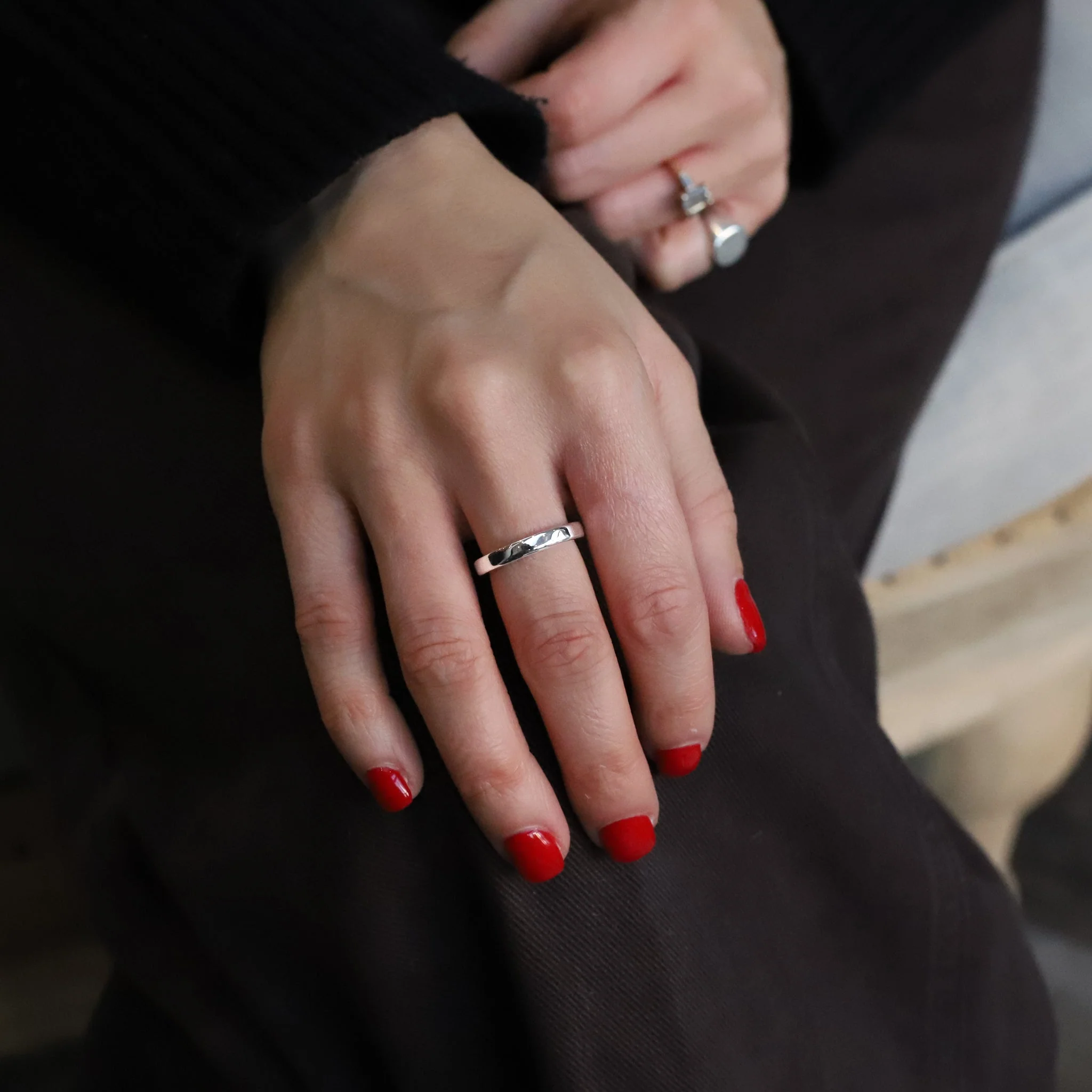 Deluxe Argentium Silver Ring - 4mm - Image 3