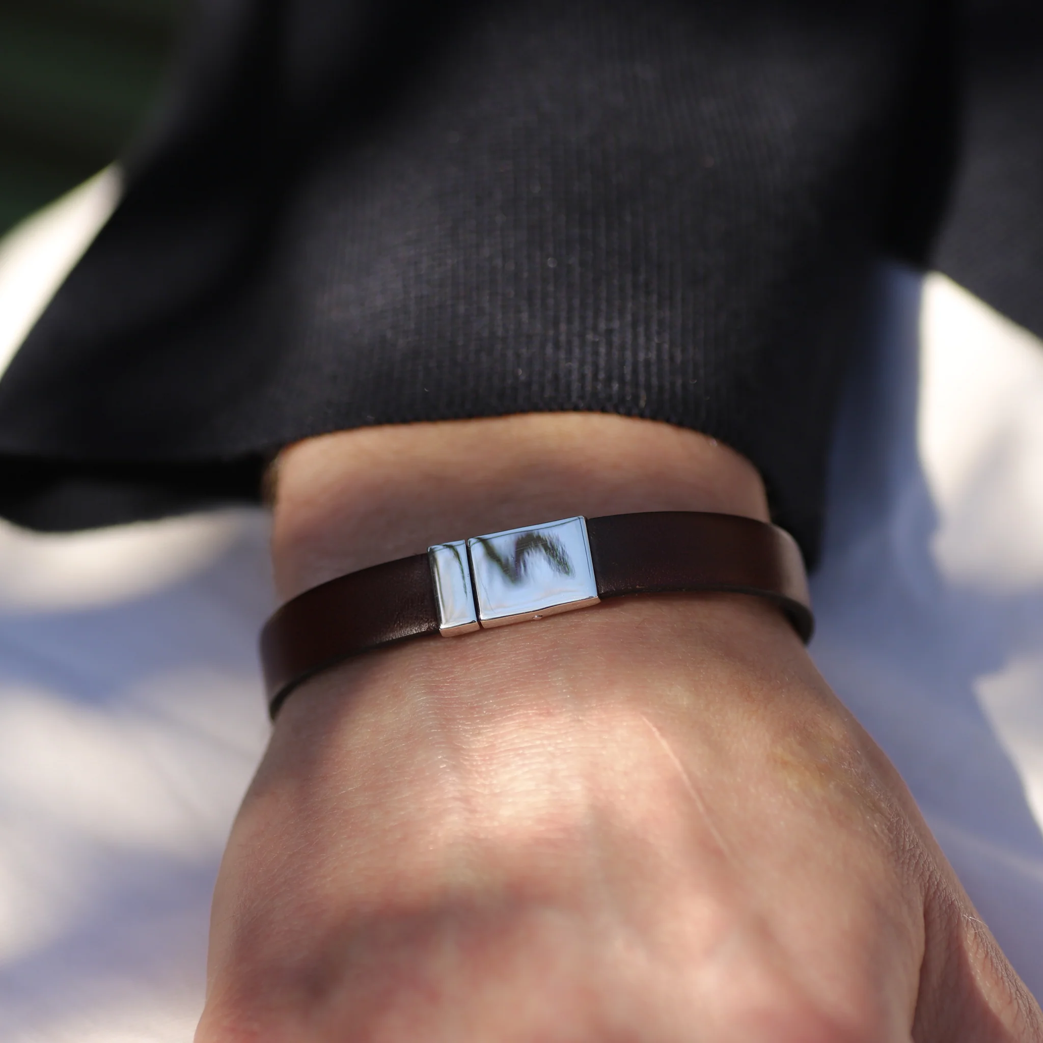 Plain Leather & Silver Bracelet - Image 3