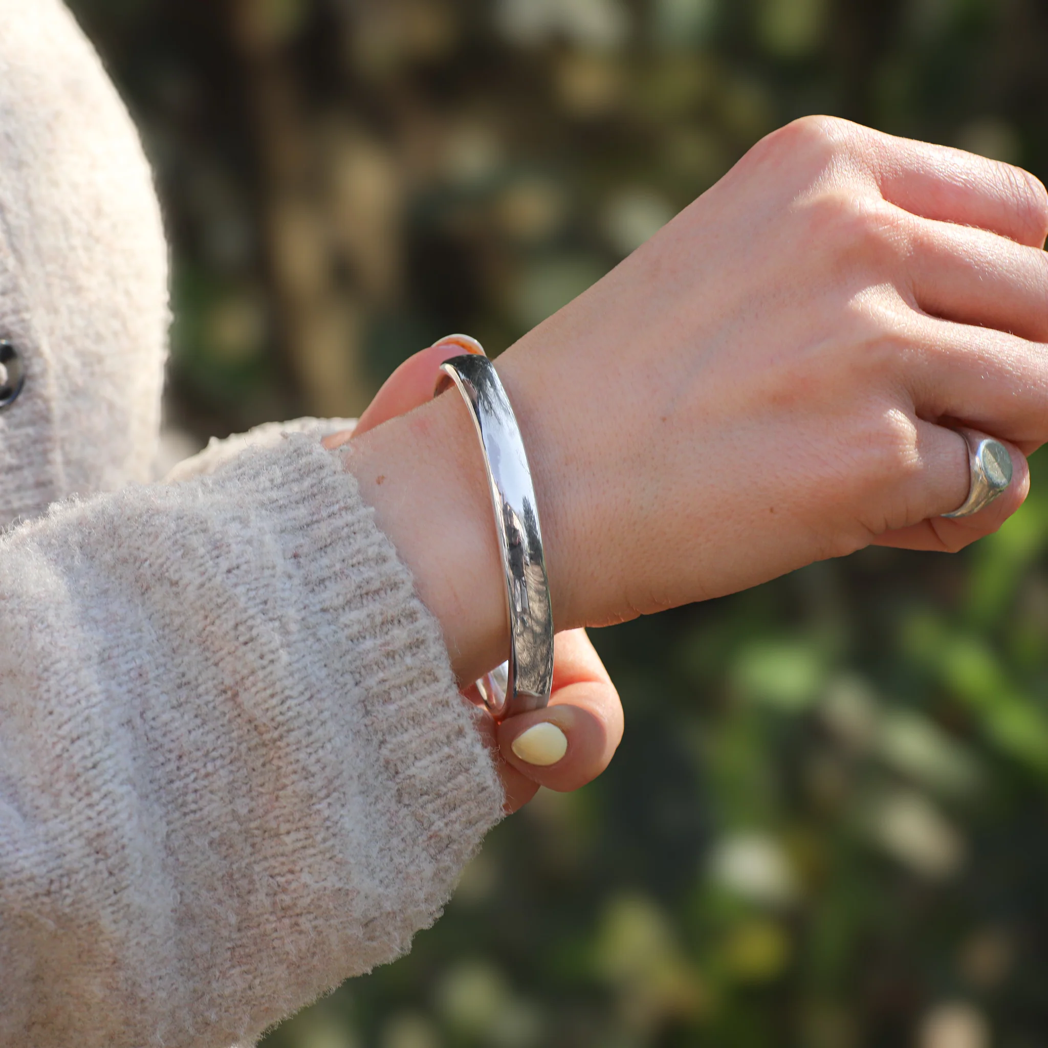 Silver Bangle No.2 - Classic Chunky 8mm - Image 3