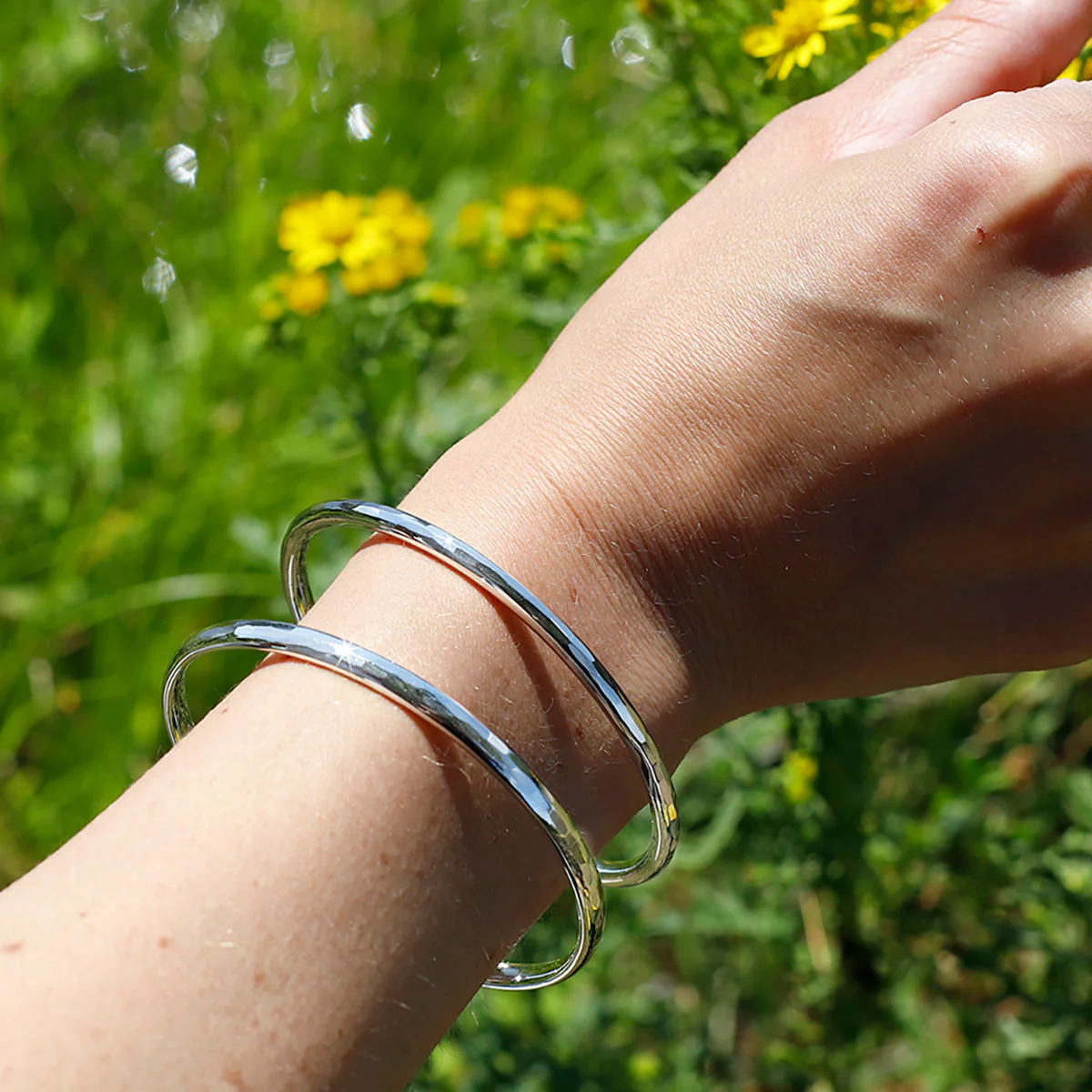 Silver Bangle No.2 - Classic Hammered 6mm - Image 3