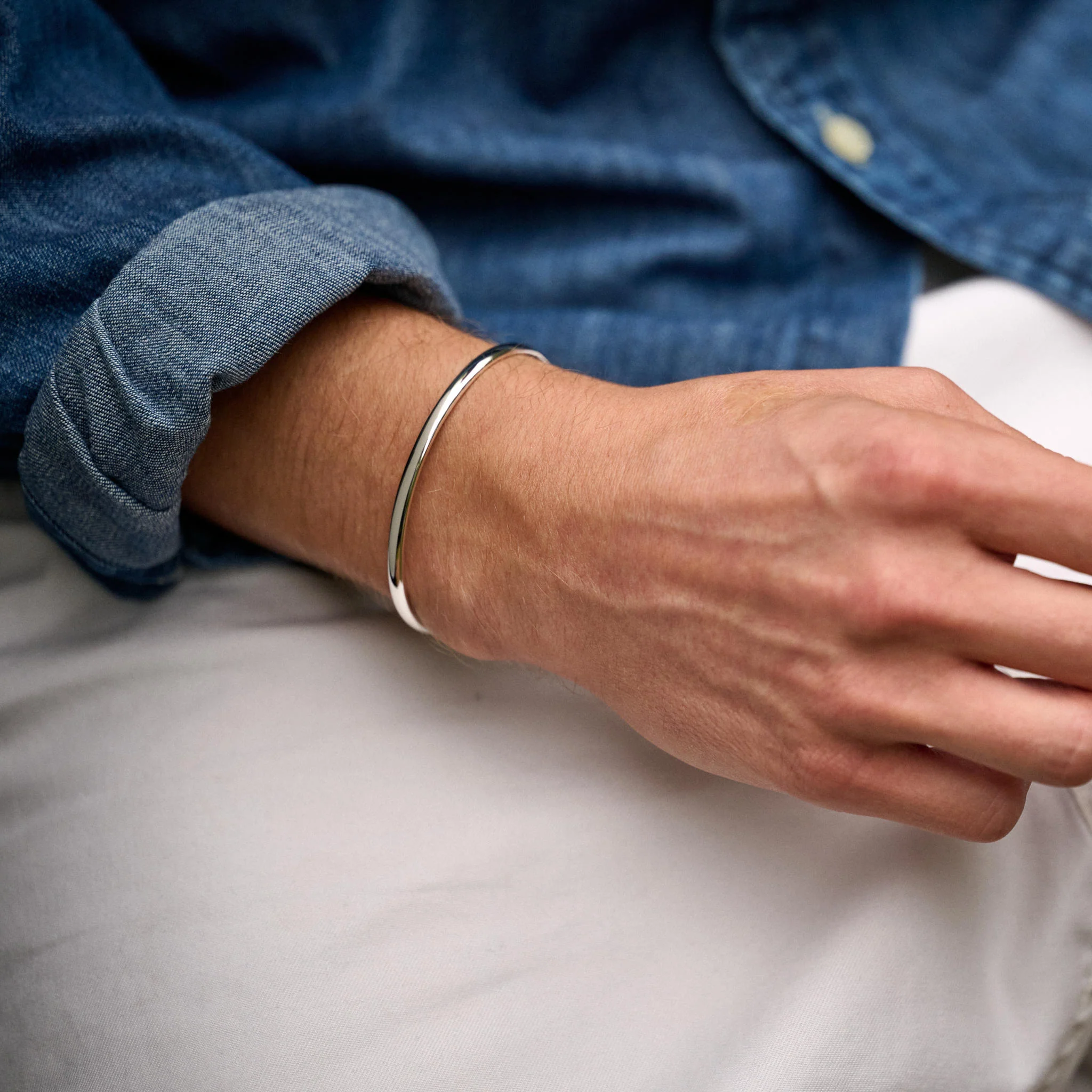 Curved Sterling Silver Cuff No.5 - 4mm Oval - Image 4