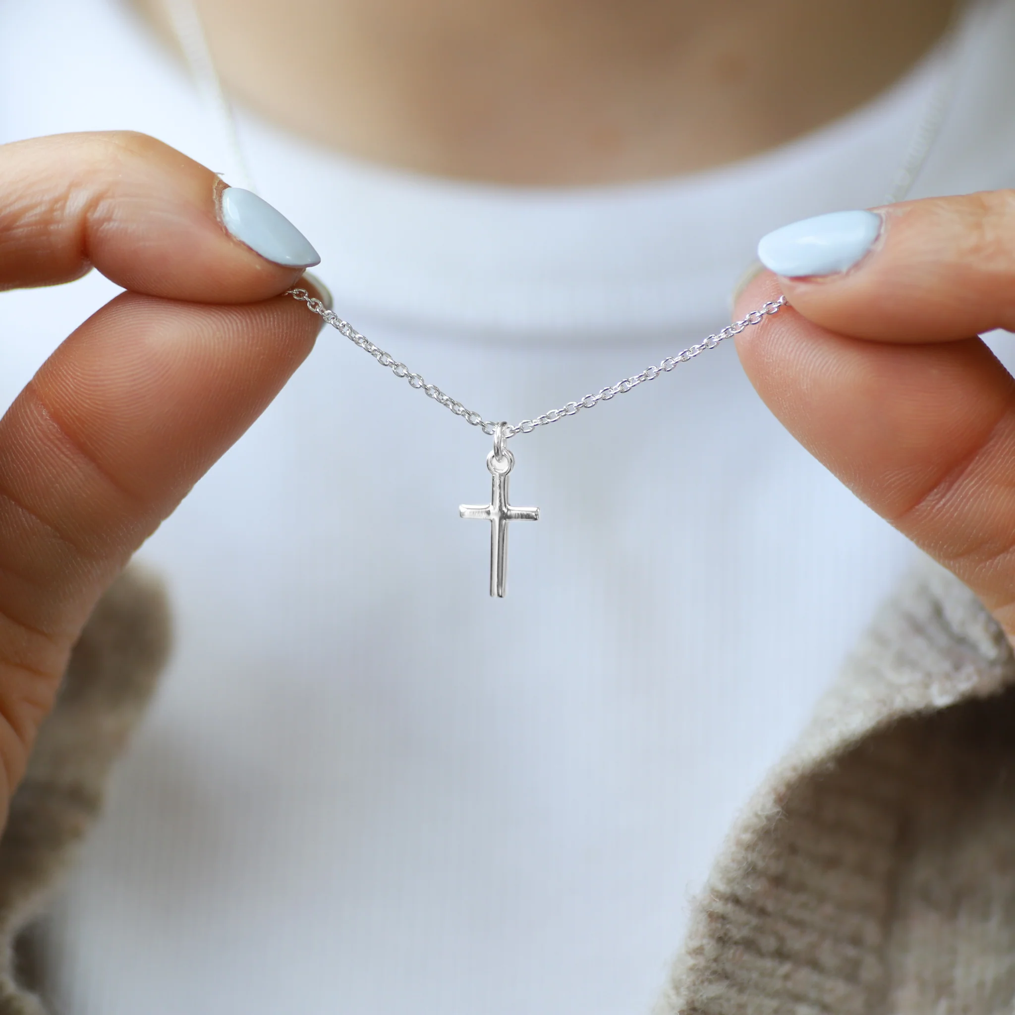 Small Sterling Silver Ladies Cross Necklace - Image 3